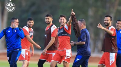 قيس سعيّد للاعبي المنتخب: مهمتكم إسعاد الشعب التونسي