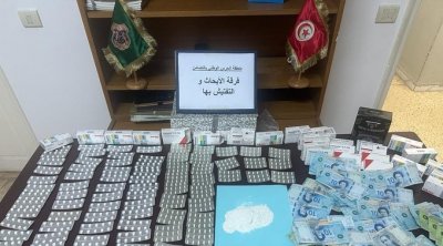 تونس : ألف قرص مخدر وكوكايين لدى صاحب كشك بحي التضامن