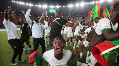 إنجاز تاريخي : موريتانيا تقصي الجزائر وتتأهل لثمن نهائي كأس أفريقيا لأول مرة (صور)