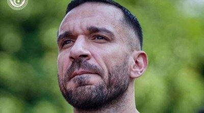 علي معلول ينفي اعتزاله دوليا