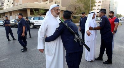 الكويت تحبط هجوما إرهابيا و تعتقل تونسيين 
