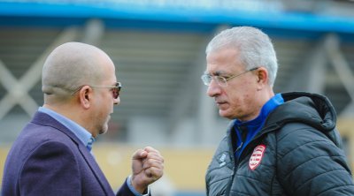 منذر الكبير يشرف على أول حصة تدريبية للنادي الإفريقي