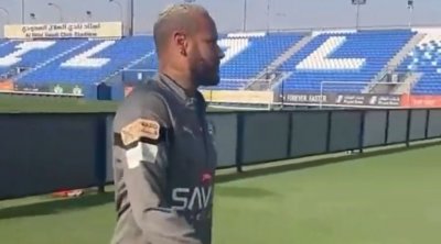 نيمار يظهر بوزن زائد خلال تدريبات الهلال (صور)