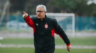 النادي الإفريقي يستعدّ لمباراة الكلاسيكو بقيادة منذر الكبير