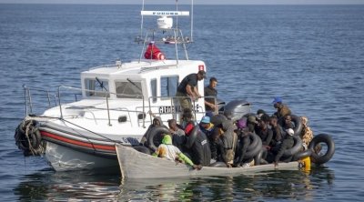 جرجيس : انتشال جثتين وإنقاذ 180 مهاجرًا 