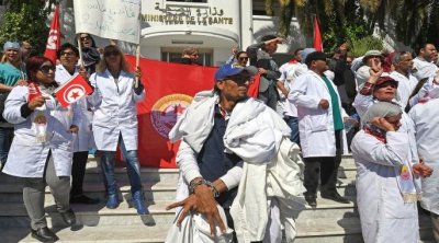 تونس : مهنيو الصحة يهاجرون بحثا عن بيئة عمل أفضل أكثر من الدوافع المالية