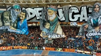 مصر تمنع رفع اللافتات في مباراة الأهلي و الترجي التونسي