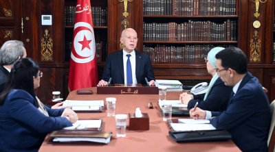 قيس سعيّد : من يمتنع عن أداء مهامه يجب أن يعاقب 