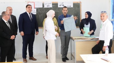 والي بن عروس يكذب ما راج عن إعفائه من منصبه 