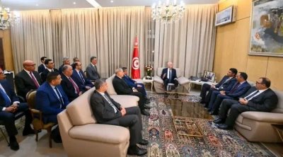 قيس سعيّد : يجب التصدي لكل من يعمل على تأجيج الأوضاع