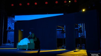 مهرجان الحمامات : ''البخارة'' لصادق الطرابلسي مسرحية تعزز الوعي البيئي 