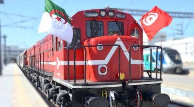 Tunisie-Algérie : départ du premier voyage commercial du train Tunis-Annaba