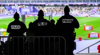 Paris : Manifestation contre le ''gala de la honte''