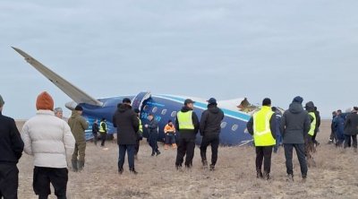 Kazakhstan : Crash d'un avion de l'Azerbaijan Airlines AZAL