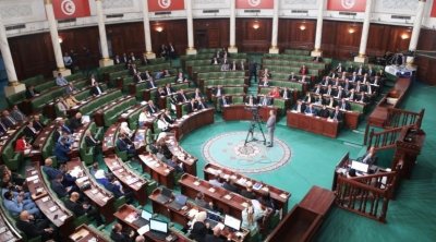 Tunisie : 60 députés revendiquent l’amendement du décret 54