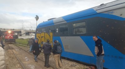 Béja : Un train de voyageurs déraille sans faire de victimes