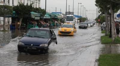 درجة إنذار عالية في 6 ولايات بسبب الأمطار