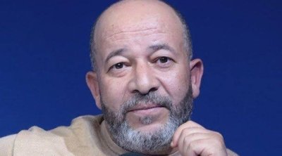 يونس الفارحي : التمثيل يجعلني أعيش مئات الحيوات..والفلسفة لا تُخيفني بل تُحرر العقول
