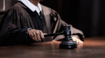 Complot 2 : Des peines de prison de 12 à 35 ans
