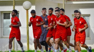 النجم الساحلي يُدعى لمواجهة ودية أمام السد القطري