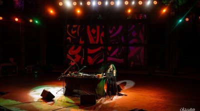 مهرجان الحمامات : سهرة موسيقية تجمع بين البوب والإنشاد الصوفي