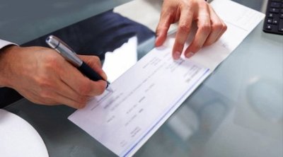 البرلمان ينظر في مقترح قانون العفو العام في قضايا الشيكات دون رصيد