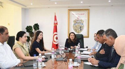 La Ministre de l’Industrie appelle à conjuguer tous les efforts pour la réalisation de projet ''Automotive Smart City'' 