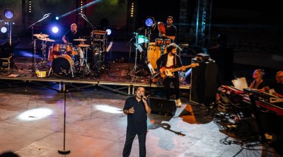 En images : Cheb Mami à Hammamet : l’icône du raï toujours au sommet