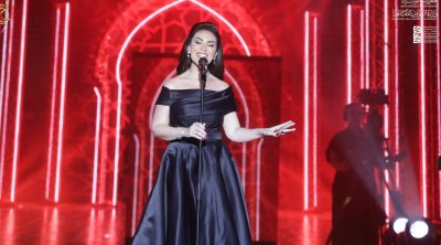 بالصور : مي فاروق تتألق بالأسود الملكي في قرطاج 