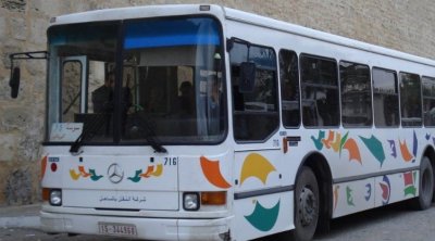 سقوط تلميذ من حافلة في سوسة: الاحتفاظ بالسائق ومسؤول الصيانة