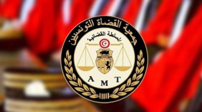 تونس : جمعية القضاة تندّد بتعليق نشاط النساء الديمقراطيات
