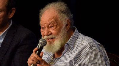 يحيى الفخراني نجم افتتاح الدورة 26 لأيام قرطاج المسرحية