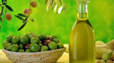 تونس تسجل أرقاماً قياسية في صادرات زيت الزيتون