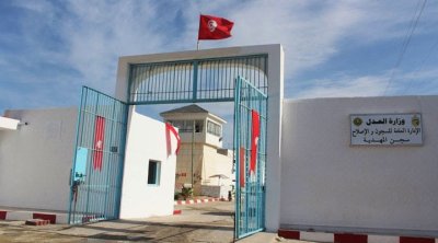 رابطة حقوق الإنسان تدين منع وفدها من دخول سجن المهدية