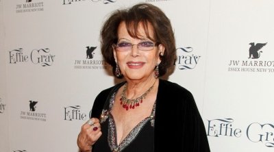 تكريم استثنائي لكلوديا كاردينال في أيام قرطاج السينمائية