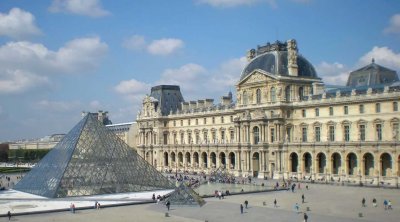 إضراب الموظفين يُغلق متحف اللوفر في باريس