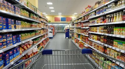 زيادة في أجور أعوان المساحات التجارية الكبرى بعنوان سنة 2025