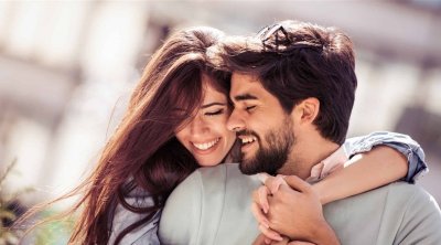 عندما يتحوّل التعلّق إلى إرهاق عاطفي… كيف نميّز الحب الحقيقي؟