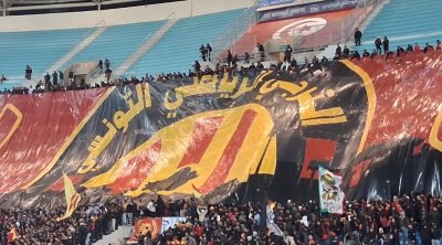 فيديو : غضب جماهيري بعد وصف ماهر الكنزاري مشجعي الترجي بـ''البرازيت''