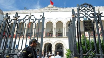 نقابة الصحفيين التونسيين تدين منع التغطية داخل المحكمة
