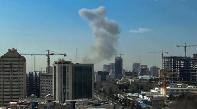 إسرائيل يستهدف مقر التليفزيون الإيراني بطهران