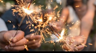 وزارة المرأة : المفرقعات وألعاب الأطفال تهدد سلامتهم