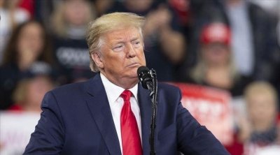 وول ستريت :  ترامب مستعد لإنهاء حرب إيران حتى لو ظل مضيق هرمز مغلقا