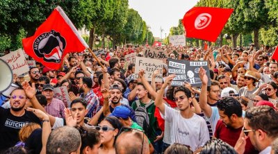37 انتهاكًا للفضاء المدني والسياسي في تونس سنة 2025