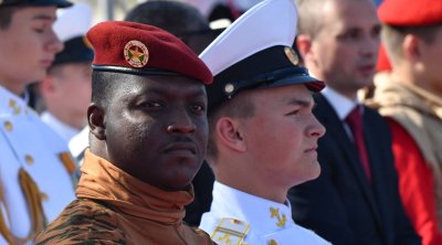 الزعيم العسكري لبوركينا فاسو: ''انسوا الديمقراطية لأنها مضرة''