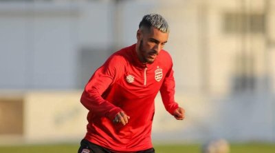 بلال آيت مالك يتلقى عرضًا للرحيل إلى الدوري الليبي