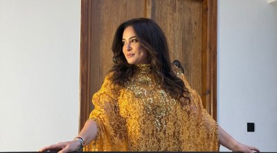 إطلالة ذهبية لافتة… هند صبري تخطف الأنظار بأناقة ناعمة (صور)