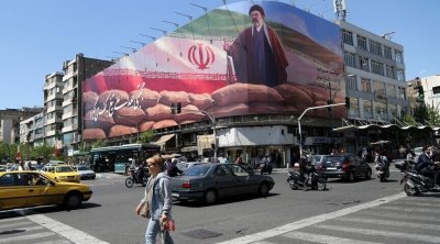 إيران: تدخل واشنطن لتنظيم الملاحة بمضيق هرمز خرق للهدنة