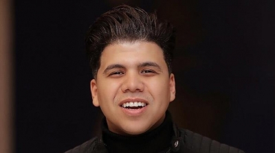 عمر كمال يعوض خمور وحشيش بتمور وحليب في مهرجان بالسعودية 