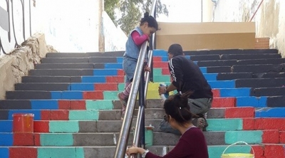  رادس : عدد الشباب يحول درج منجيل الى لوحة فنية 